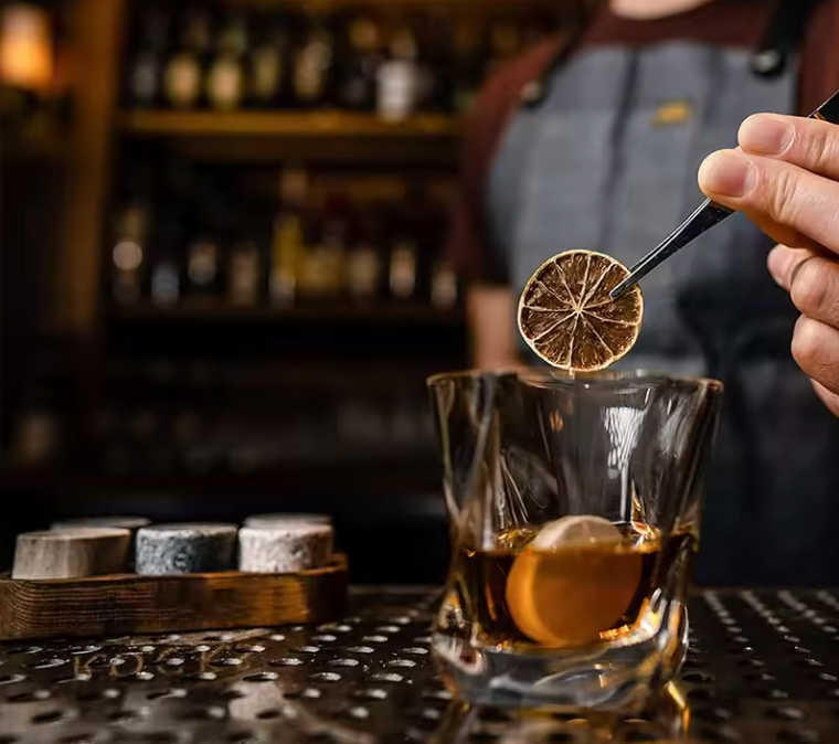 6pc Circular Whisky Stones